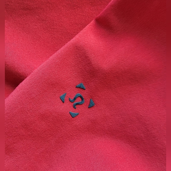 Lululemon Red T.H.E. Short 9" Lined - Picture 4 of 5